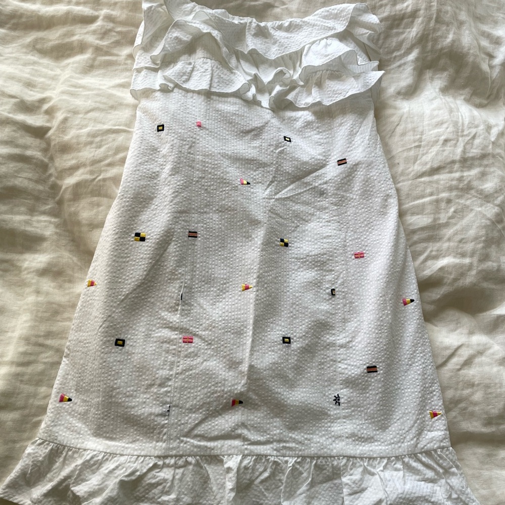 Stunning Lily Pulitzer Seersucker Embroidered Dress